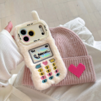 Coque de téléphone en peluche 3D rétro mignonne avec bébé et béquille pour objectif, en fourrure moelleuse antichoc pour iPhone 11-17 Pro Max, cadeau d'hiver pour fille