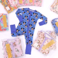 Pré-vente KR : Boîte mystère surprise de vêtements pour bébé en provenance de notre entrepôt américain – Combinaisons et pyjamas pour nourrissons à motifs aléatoires en bambou