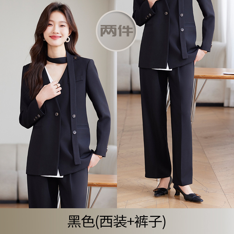 Black suit trousers with belt