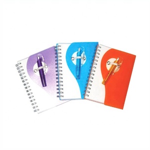 Mini A5 xoắn ốc máy tính xách tay với bút PVC & <span class=keywords><strong>PP</strong></span> Bìa Chất liệu nhiệt RÀNG BUỘC - Product Image 1