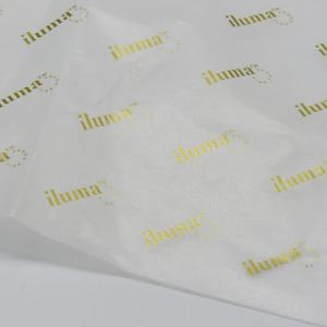 Papel de Regalo Reciclado Biodegradable al por Mayor con Impresión de Logotipo Dorado Personalizado para Envolver Ropa - Product Image 4