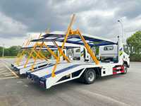 Camion porte-voitures à double pont avec moteur puissant