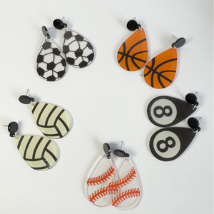 Boucles d'oreilles pendantes J Vintage en acrylique, motif ballon de sport (basketball, football), géométriques, goutte d'eau, exagérées, tendance pour soirée - Product Image 2