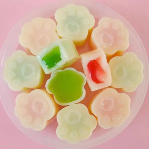 Vente en gros de collations chinoises exotiques populaires Tik Tok Bonbons aux fruits Confiture de bonbons Bouteille de cire de style gomme amusante Jouet Bonbons fruités - Product Image 3