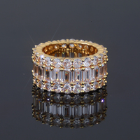 OUGEPHELI Bague Hip Hop en Argent Sterling 925 Plaqué Or avec Moissanite Baguette en Forme de Croix, Pavé à 3 Rangs, 13g, pour Femme et Unisexe