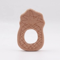 गर्म बिक्री कार्बनिक बच्चे बीच की लकड़ी Teethers फल अनानास लकड़ी Teether