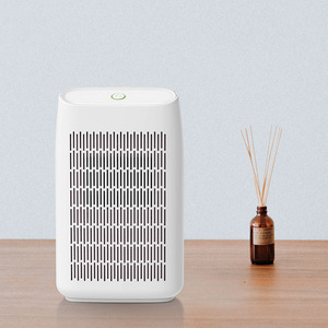Mini déshumidificateur avec réservoir d'eau de 2L, capacité de 300MLD, pour la maison, la chambre, le sous-sol, alimenté électriquement, réfrigérant R290 - Product Image 1