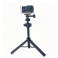 Trépied multifonctionnel extensible, bâton de selfie 2-en-1 et trépied de bureau avec vis 1/4'' et adaptateur GoPro, conception à ouverture rapide