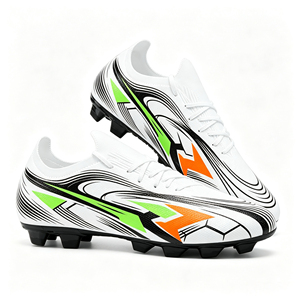Chaussures de football personnalisées 2026, crampons FG AG avec nom et numéro personnalisables pour hommes, femmes et enfants – Idéales pour les matchs professionnels - Product Image 2