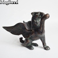 Statue de lion antique avec des ailes en fonte de fer, sculpture de table en métal griffon, figurine peinte pour la décoration de la maison