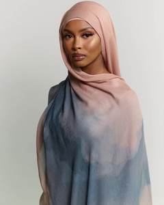 Hijab en coton modal imprimé color block pour femme, doux, respirant, multifonctionnel, idéal pour l'Europe et l'Amérique – Meilleure vente - Product Image 1