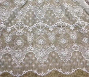 Encaje de Tul <span class=keywords><strong>Bordado</strong></span> con Encaje <span class=keywords><strong>Suizo</strong></span> Blanco Hecho a Medida para Ropa - Product Image 4