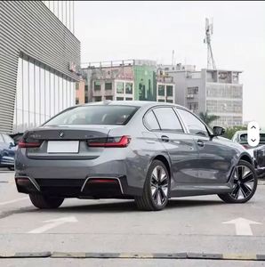 Véhicule d'occasion 2024 - BMW i3 eDrive <span class=keywords><strong>40</strong></span> Berline - Product Image 2
