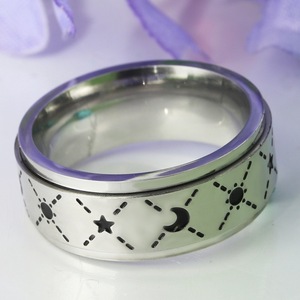 yunnique Stainless Steel Sun Moon Rotating <b>Ring</b> Men's Index Finger Jewelry Geometric Star Pattern Gift <b>Titanium</b> Steel Color - Product Image 4