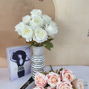 Meiyu Craft Flower Factory, bouquet de roses en soie, 9 pièces, décoration de mariage, fleurs artificielles, arrangement de mariée, accessoires de photographie - Product Image 2