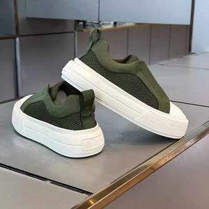 Zapatos de Hombre, Nueva Tendencia Primavera 2026 - Zapatillas Deportivas y Casuales para Hombre con un Toque de Alta Gama - Zapatillas Blancas Modernas - Product Image 2