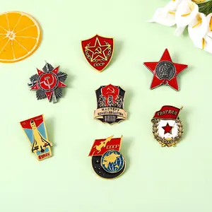 CCCP soğuk savaş emaye pimleri kırmızı yıldız bayrak broş geçmiş bellek Metal sert emaye Pin rozeti