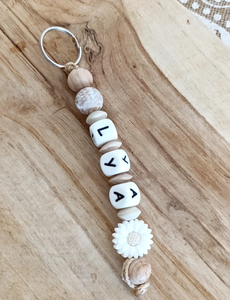 Porte-clés personnalisé en <span class=keywords><strong>bois</strong></span> avec perles en silicone, étiquette personnalisée, porte-clés avec nom ou mots, marguerite, porte-clés pour enseignant, cadeau à offrir à maman - Product Image 3