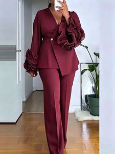 Nuovo Completo Blazer da Donna a Maniche Lunghe <span class=keywords><strong>con</strong></span> Finiture in <span class=keywords><strong>Pizzo</strong></span> sui Polsini, Vestibilità Slim <span class=keywords><strong>con</strong></span> Pantaloni Abbinati - Product Image 5
