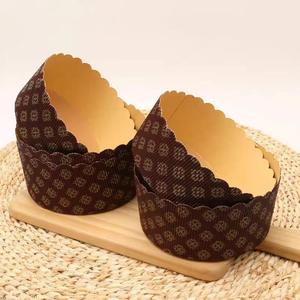 Plateau en papier pour panettone classique de 500 g, résistant, fabriqué en matériau biodégradable, pour les pâtissiers professionnels et les boulangers amateurs - Product Image 1