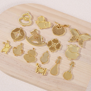 Auténtico Broche Pequeño Ruyi Horse Song con Brocado en Relieve, Base para Colgante de Collar, Soporte, Broche, Pinza para <span class=keywords><strong>el</strong></span> Cabello, Joyería Hecha a Mano DIY - Product Image 3