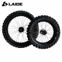 Ensemble de roues tout-terrain Sur Ron Ultra Bee 21/18 pouces, rayons argentés, moyeux noirs avec pneus Kenda pour moto électrique de motocross