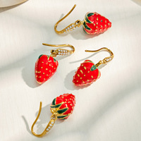 Boucles d'oreilles Fraise en Zircon 5A, Acier Inoxydable 316L, Plaqué Or 18K PVD, Étanche, Anti-ternissement, Élégantes, Vente en Gros Direct Usine