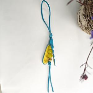 2025 yeni moda ve yaratıcı yeni çin tarzı bezelye Pod el yapımı deri Pod araba çantası kolye deri - Product Image 6