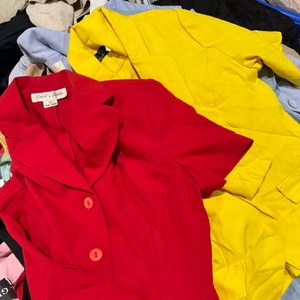 Blazer de mujer de moda de segunda mano-Blazer corto de señora de moda usado-corto - Product Image 4