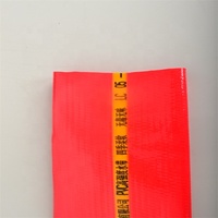 Tuyau plat en PVC rouge pour les applications de pompage d'eau dans l'agriculture, la construction, l'exploitation minière et les industries des eaux usées en Afrique du Sud