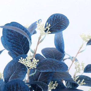 Feuilles d'eucalyptus artificielles Ruilisi, branche unique, fleur en soie, décoration intérieure, accessoires de mariage - Product Image 4