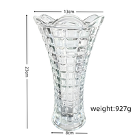 Vase décoratif en verre transparent avec base sur pied pour la décoration intérieure, les centres de table de mariage et les hôtels (vente en gros)