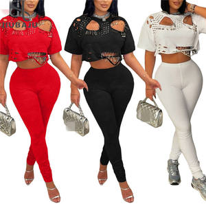 ชุดแฟชั่นผู้หญิง เสื้อยืดแขนสั้นแบบเจาะรูและกางเกงเลกกิ้ง 2025 ชุดเซ็ต 2 ชิ้น - Product Image 1