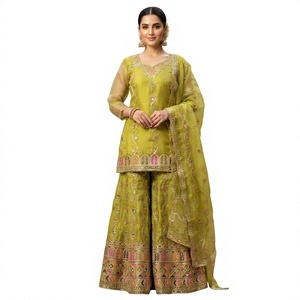 STAR IMPEX Elegante Salwar Kameez de Organza de Seda Verde Bordado con Cuello en V y Mangas Tres Cuartos, Estilo Fiesta, Largo hasta la Rodilla, para Todos - Product Image 1