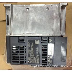 มิตซูบิชิ D740 0.75K CHT อินเวอร์เตอร์220V 480V 750W ตัวแปรโปรแกรมควบคุมความถี่ - Product Image 3