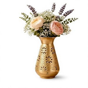 Vase à fleurs en laiton doré avec motif floral, décoration de table pour la maison, centre de table pour le salon - Product Image 6