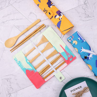 Vaisselle en bambou avec logo personnalisé pour enfant