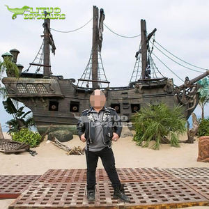 Statue de bateau pirate en bois et fibre de verre pour la décoration de parc aquatique - Product Image 5