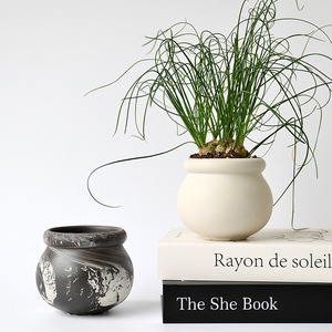 Petit pot à fleurs en céramique de style nordique respirant <span class=keywords><strong>pour</strong></span> plantes succulentes, à utiliser sur le bureau, design <span class=keywords><strong>tortue</strong></span> de montagne - Product Image 2