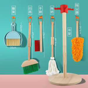Balai, vadrouille et pelle à poussière en bois pour garçon et fille, combinaison simulation mini <span class=keywords><strong>maison</strong></span> de jeu, ensemble de jouets de nettoyage pour enfants - Product Image 1