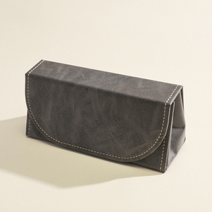 <span class=keywords><strong>Étui</strong></span> <span class=keywords><strong>à</strong></span> <span class=keywords><strong>lunettes</strong></span> portable grande capacité pour <span class=keywords><strong>homme</strong></span>, boîte de rangement anti-compression de style moderne, pour <span class=keywords><strong>lunettes</strong></span> de myopie - Product Image 3