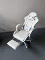 Chaise de Gaming 2026 en Cuir, Design Cartoon Mignon, avec Fonction Inclinable, Repose-Pieds et Verrouillage, Conception Compétitive pour Joueurs