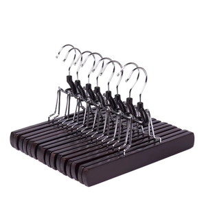 Vente en gros <span class=keywords><strong>cintre</strong></span> à pantalon personnalisé Offre Spéciale pinces en <span class=keywords><strong>bois</strong></span> cintres pour jupes - Product Image 1