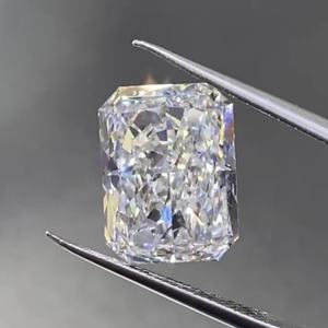 Diamant en vrac certifié IGI CVD, taille Radiant, 5,08 carats, E VVS1, cultivé en laboratoire - Product Image 1