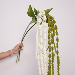 Décorations florales artificielles suspendues réalistes à 8 branches, comprenant des fruits verts, des fleurs de coque de galon et des baies de larmes d'amour, pour une ambiance de fête. - Product Image 2