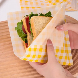 Bolsas de Papel Kraft Marrón Resistentes a la Grasa y al Agua para Llevar Comida con Logotipo Personalizado para Cafeterías y Panaderías - Product Image 4