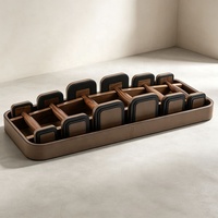 Ensemble d'haltères en bois de noyer moderne et en cuir multi-tailles avec un design chic pour la décoration de la maison et les cadeaux de Bar Mitzvah