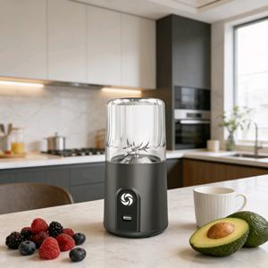  Food Grade 260ml Pocket Size Rechargeable Juicer, One Button Operation Mini Juice <b>Maker</b>, for Office Breakfast <b>Milk</b> <b>Shakes</b> - Product Image 1