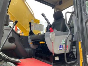 Excavadora Hidráulica de Cadenas Komatsu PC200-8 de 20 Toneladas de Segunda Mano con Motor y Engranajes Importados de Japón - Product Image 4