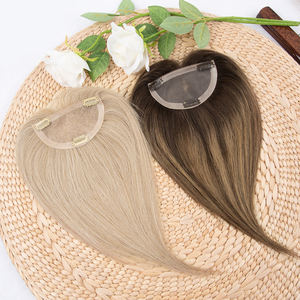 Topper de Cabello Europeo con Base de Encaje Mono, 100% Cabello Humano Remy Natural, con Flequillo y Parte en V - Product Image 5